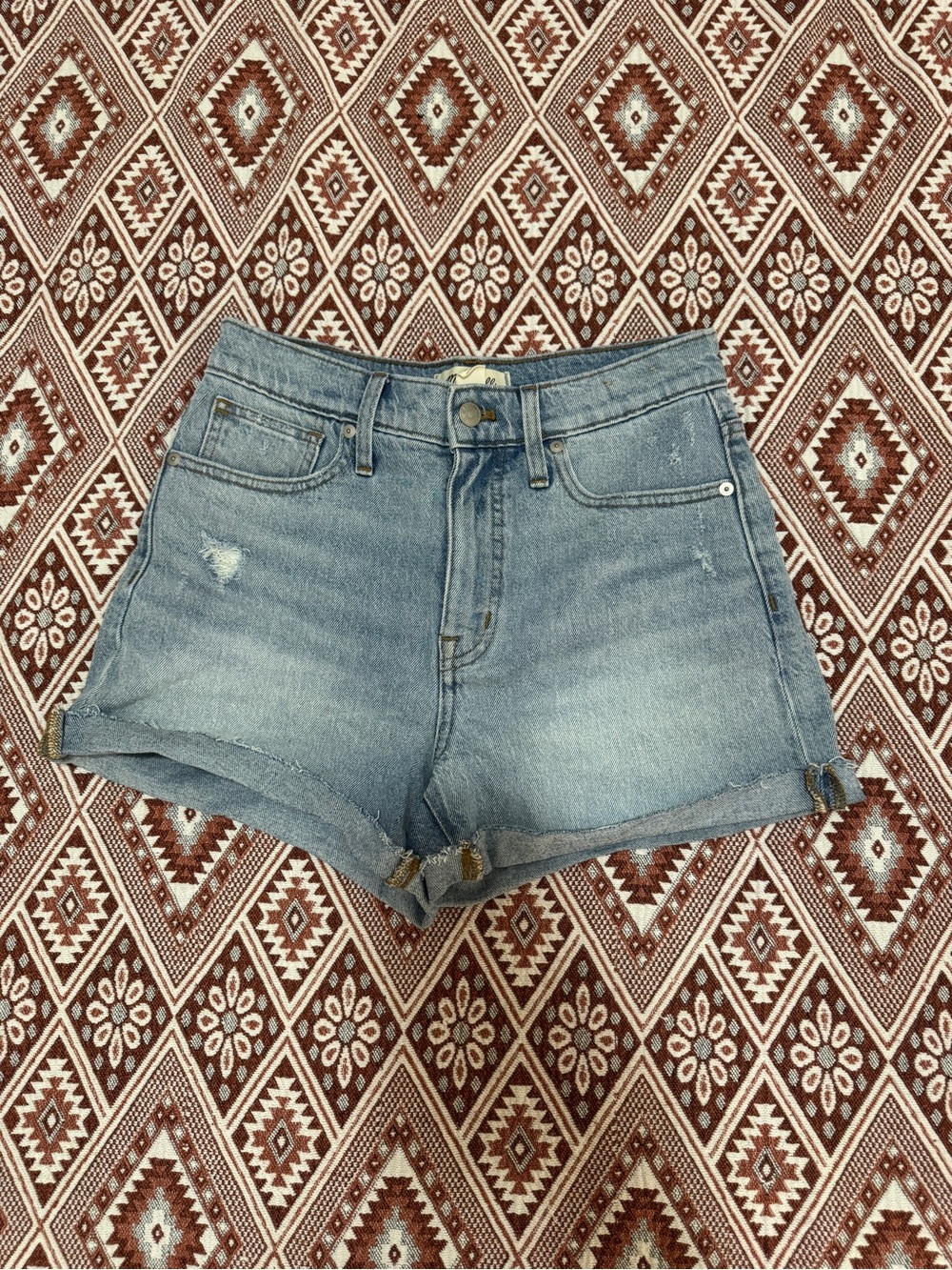 madewell high rise denim shorts in cantrell wash